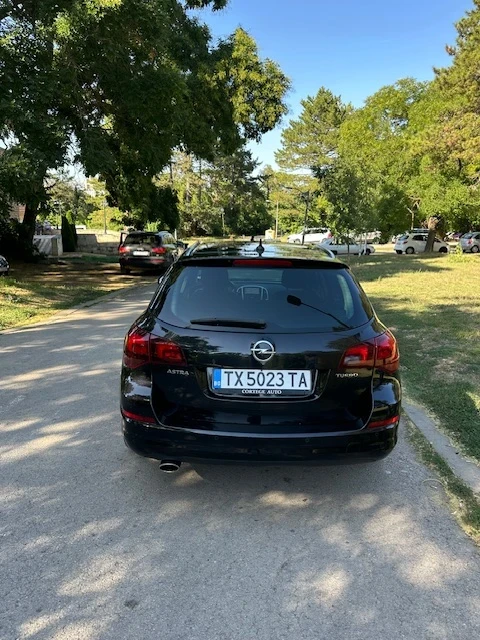 Opel Astra Sport Tourer LPG, снимка 6 - Автомобили и джипове - 55890075