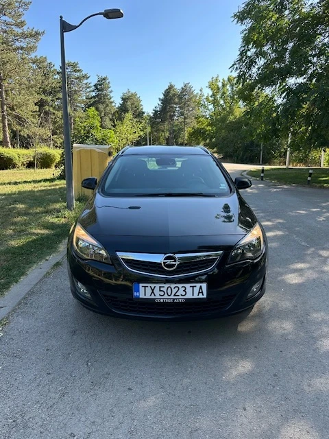 Opel Astra Sport Tourer LPG, снимка 5 - Автомобили и джипове - 55890075
