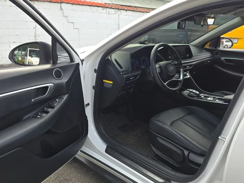 Hyundai Sonata 2.0 - САМО 30% АВАНС, снимка 10 - Автомобили и джипове - 55998024