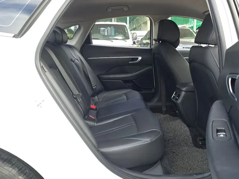 Hyundai Sonata 2.0 - САМО 30% АВАНС, снимка 12 - Автомобили и джипове - 55998024