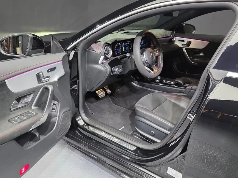 Mercedes-Benz CLA 250 4MATIC - САМО 30% АВАНС, снимка 10 - Автомобили и джипове - 56021470