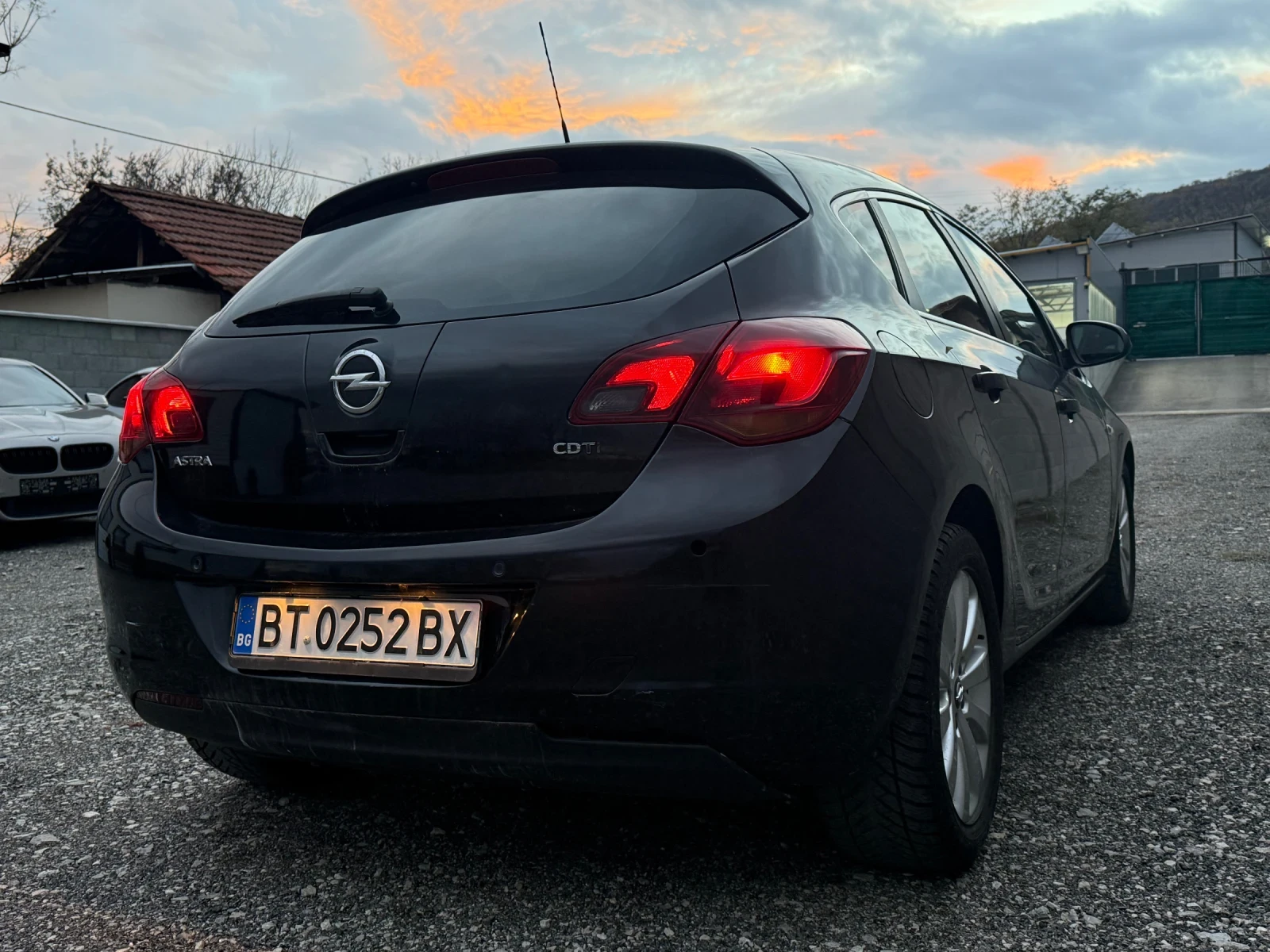 Opel Astra 1.7CDTi COSMO КОЖА - изображение 7