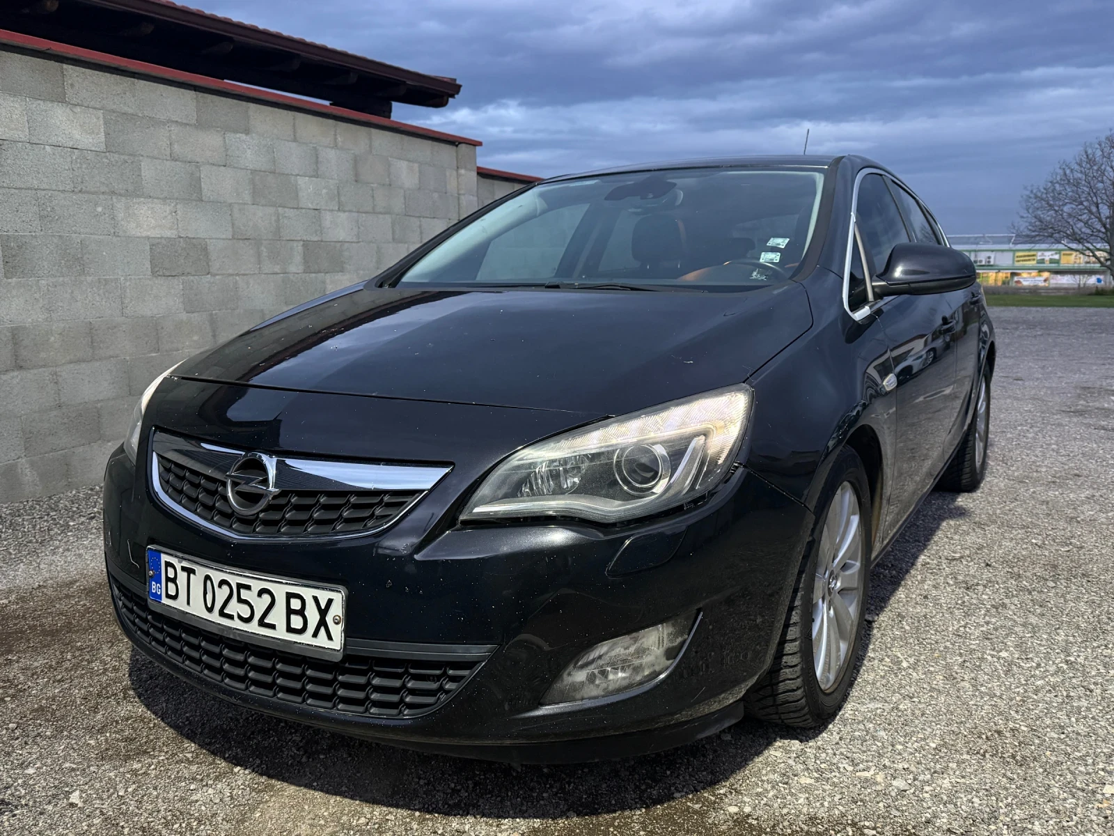 Opel Astra 1.7CDTi COSMO КОЖА - изображение 4