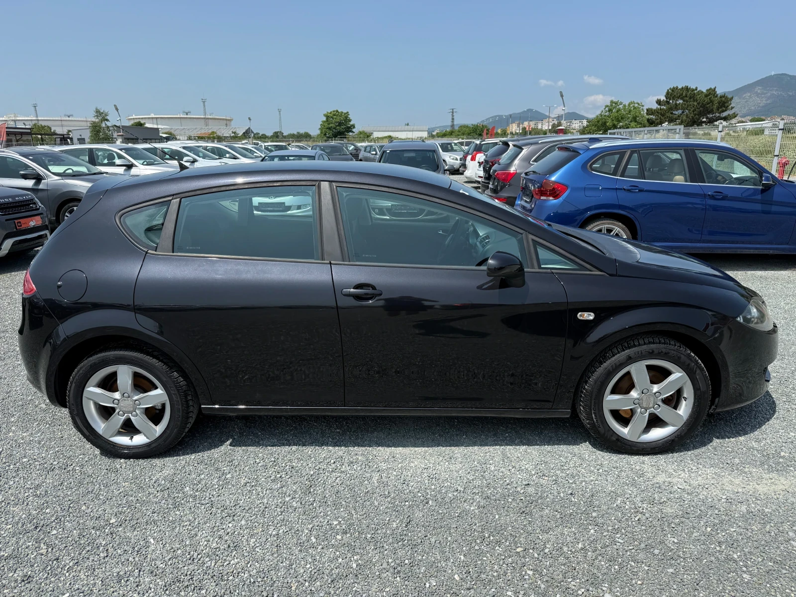 Seat Leon (KATO НОВА) - изображение 4