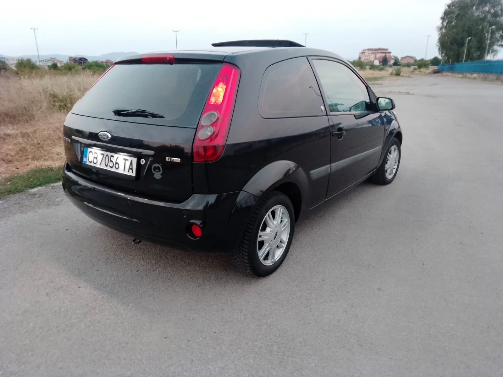 Ford Fiesta  - изображение 3