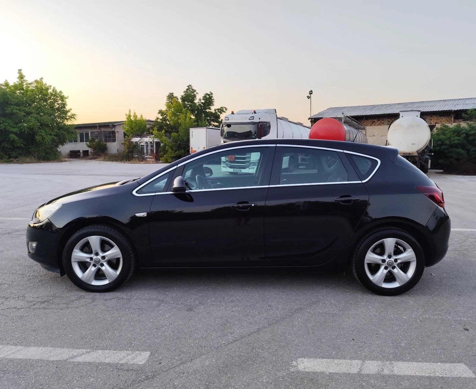 Opel Astra 1.7CDTI-6ск.EURO4-СЕРВИЗНА КНИЖКА  - изображение 4