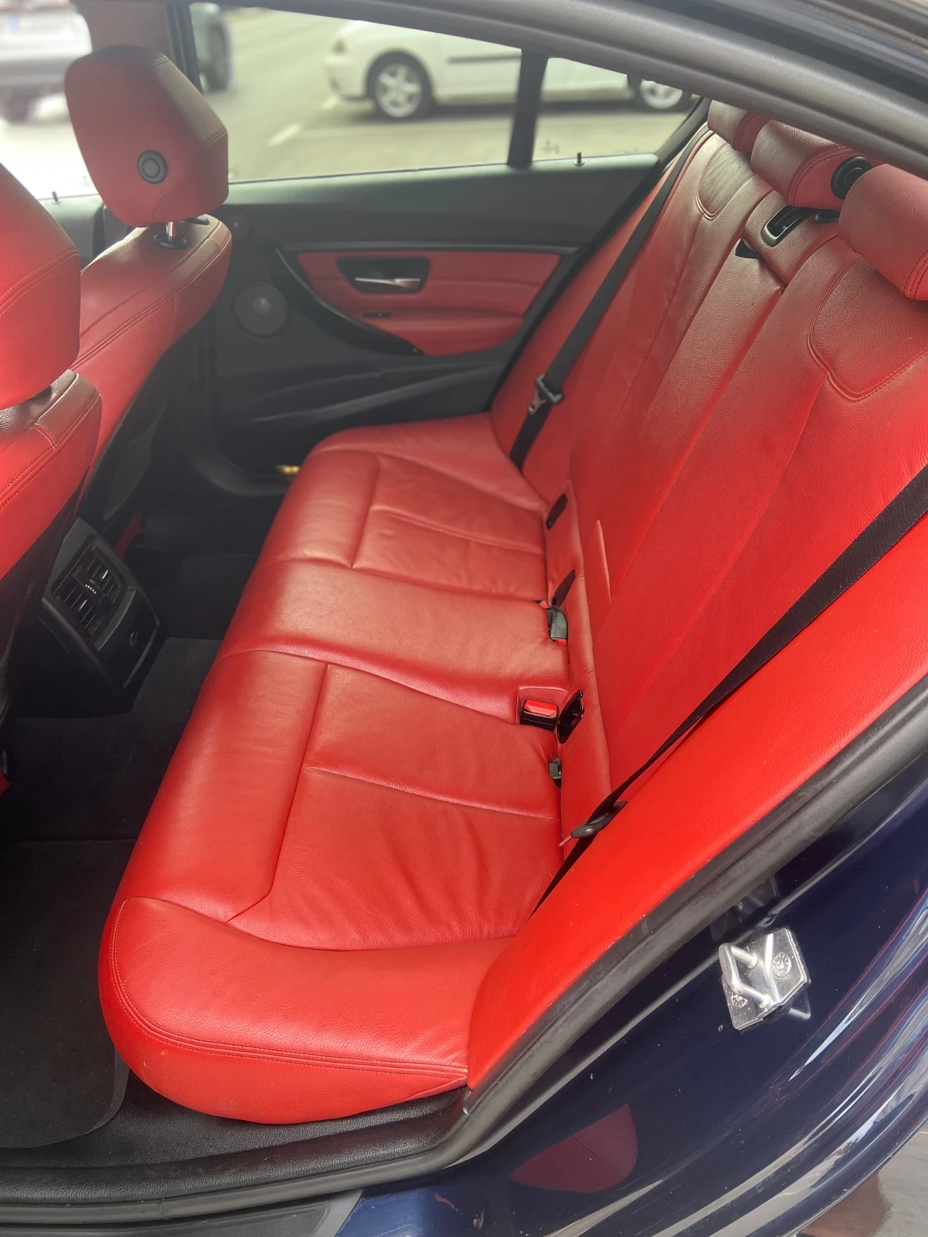 BMW 335 xDrive - изображение 9