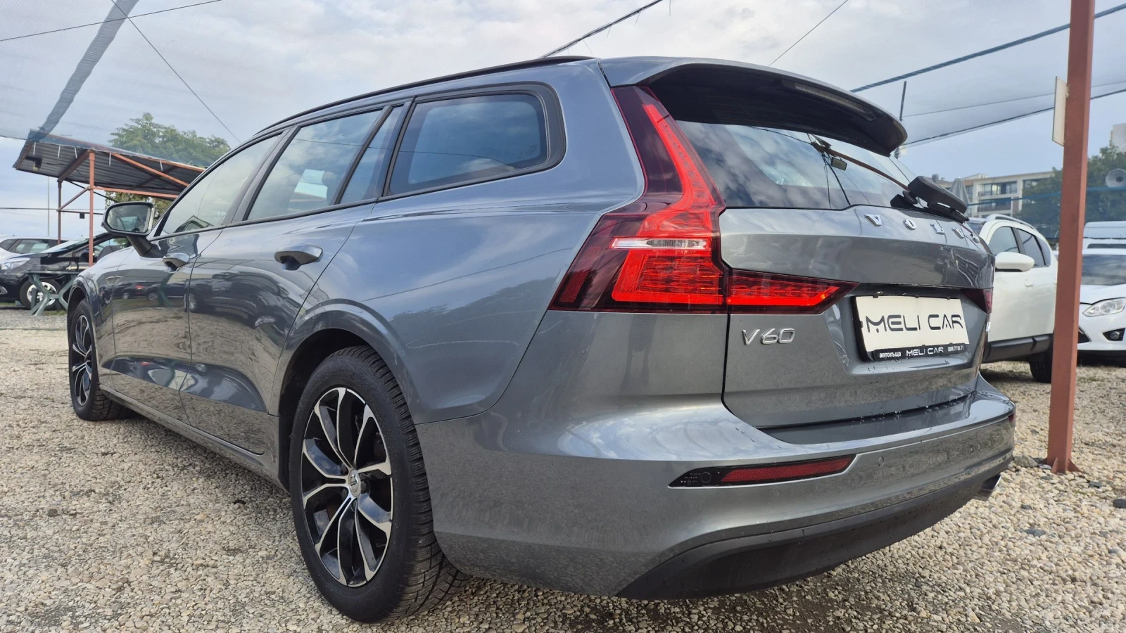 Volvo V60 2.0 R-DESIGN 128хил.100%РЕАЛНИ ЛИЗИНГ ВИДЕО  - изображение 4