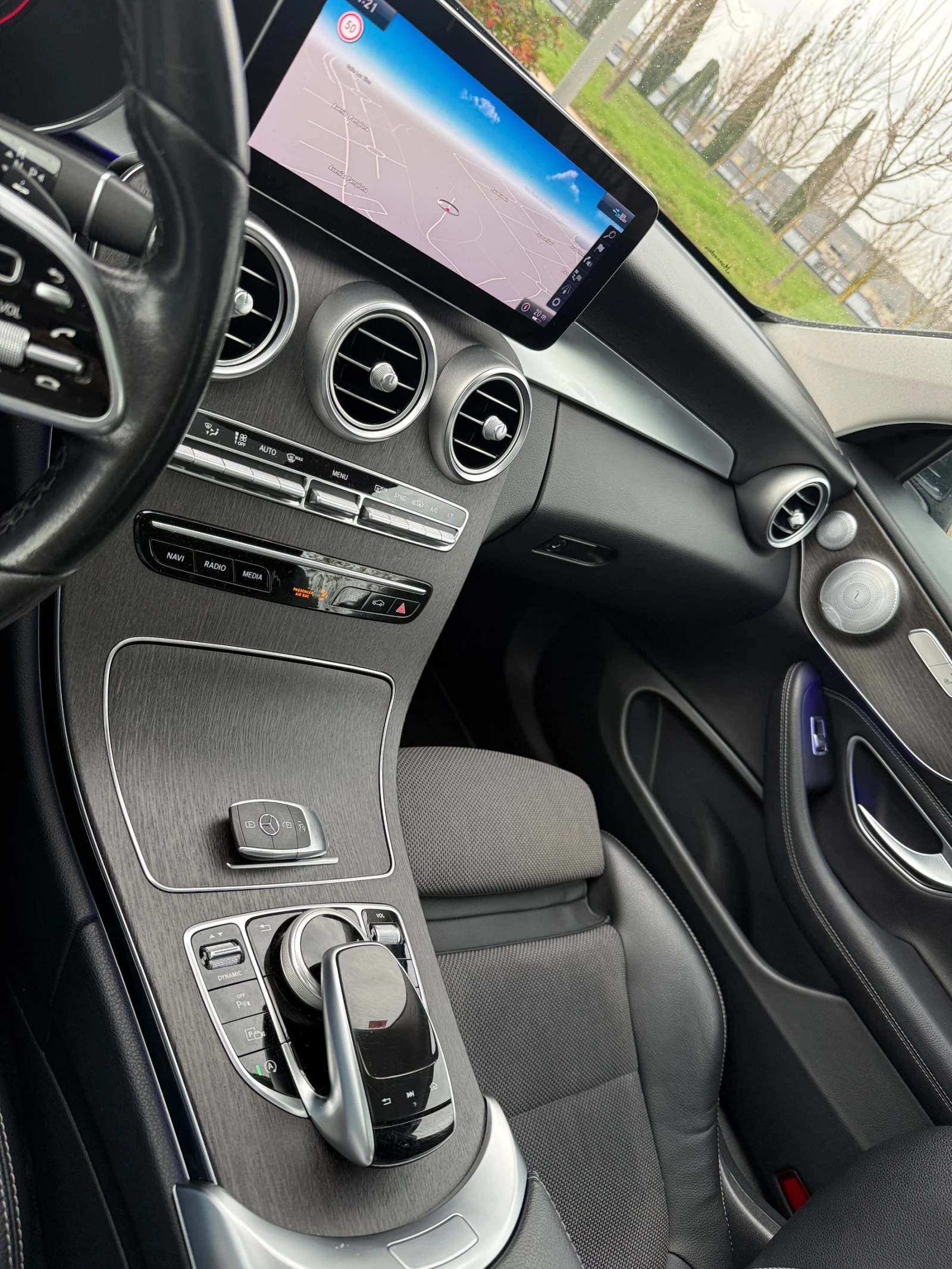 Mercedes-Benz C 200  - изображение 9