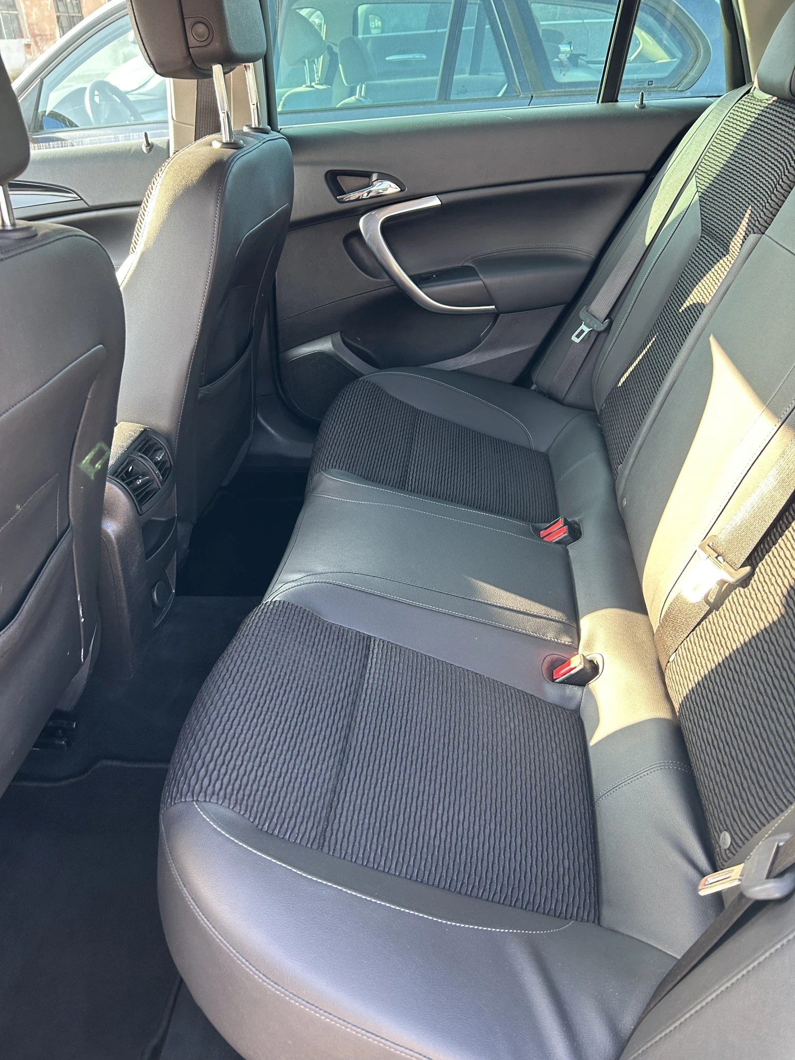 Opel Insignia Facelift 2.0cdti 163 hp Xenon Navi | Mobile.bg � ����������� 15