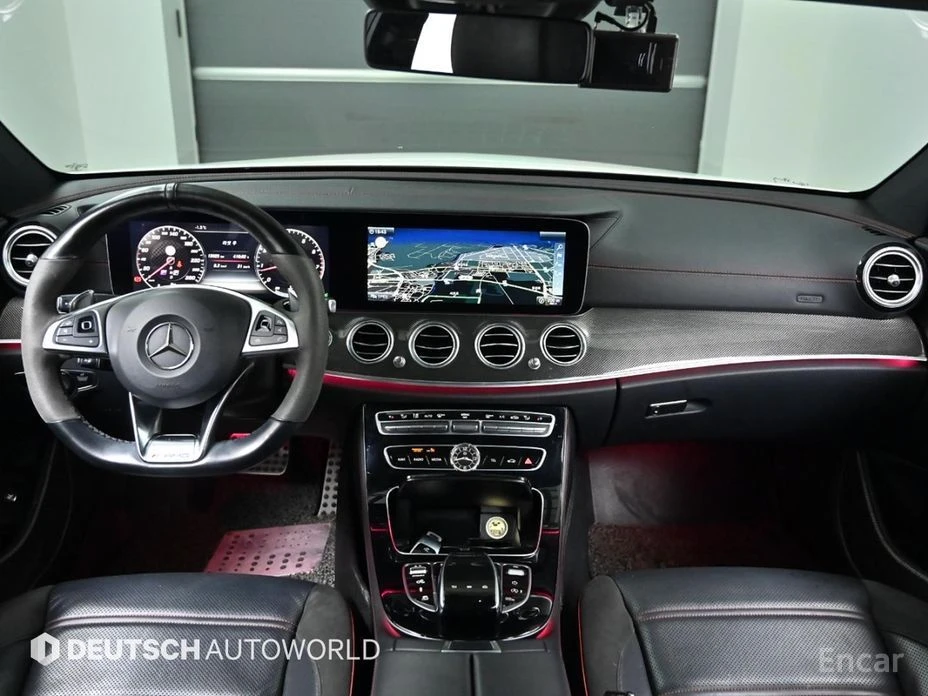 Mercedes-Benz E 43 AMG  - изображение 7