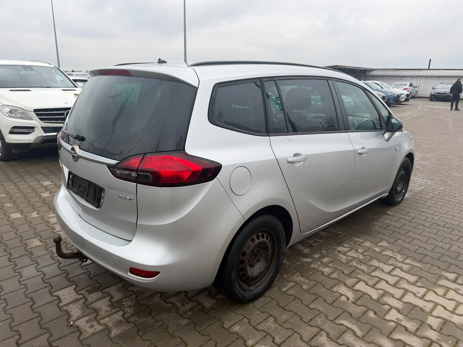 Opel Zafira Tourer 2.0CDTI 6+ 1 EURO 5 - изображение 6