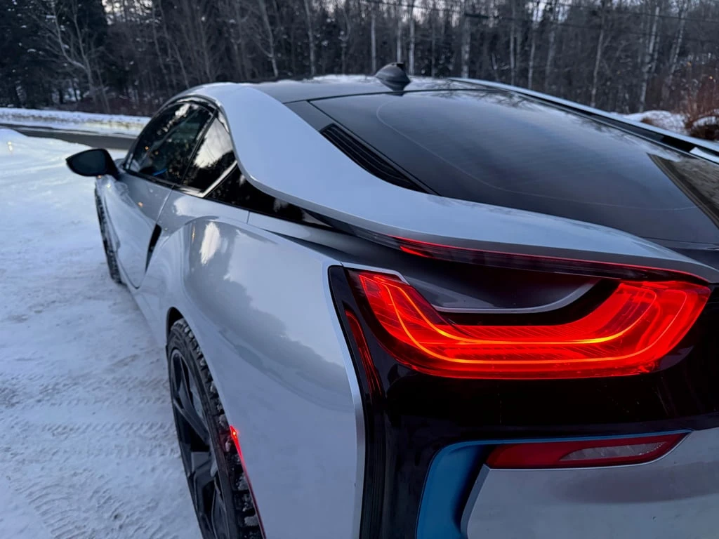BMW i8 * 2dr Cpe * CARFAX * ��� ������������ ������ | Mobile.bg � ����������� 10