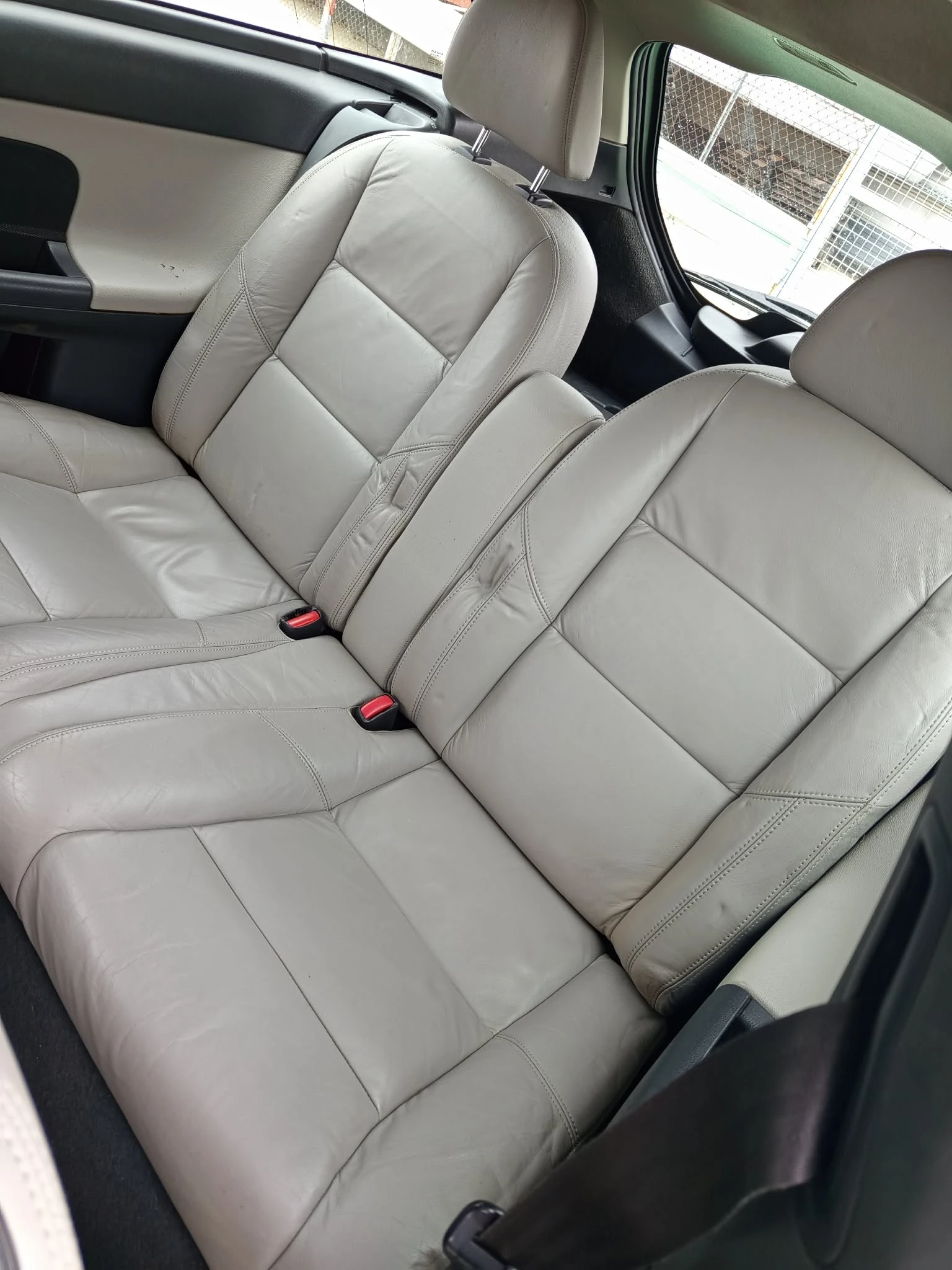 Volvo C30 D5 R-Design Автоматик, снимка 15 - Автомобили и джипове - 53563326