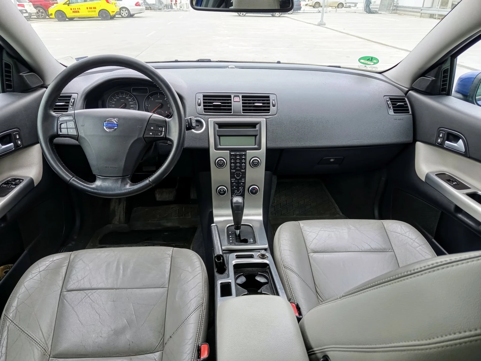 Volvo C30 D5 R-Design Автоматик, снимка 12 - Автомобили и джипове - 53563326