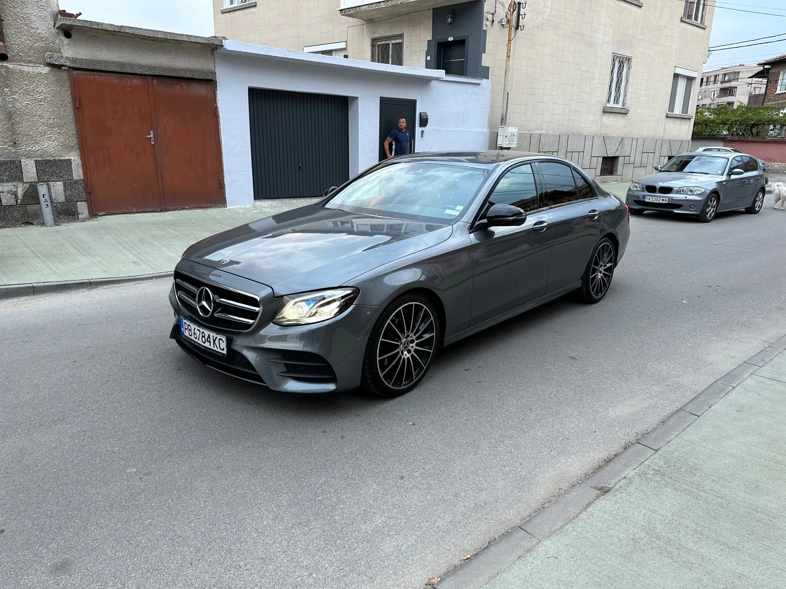 Mercedes-Benz E 220 d 4matic, снимка 6 - Автомобили и джипове - 53916712