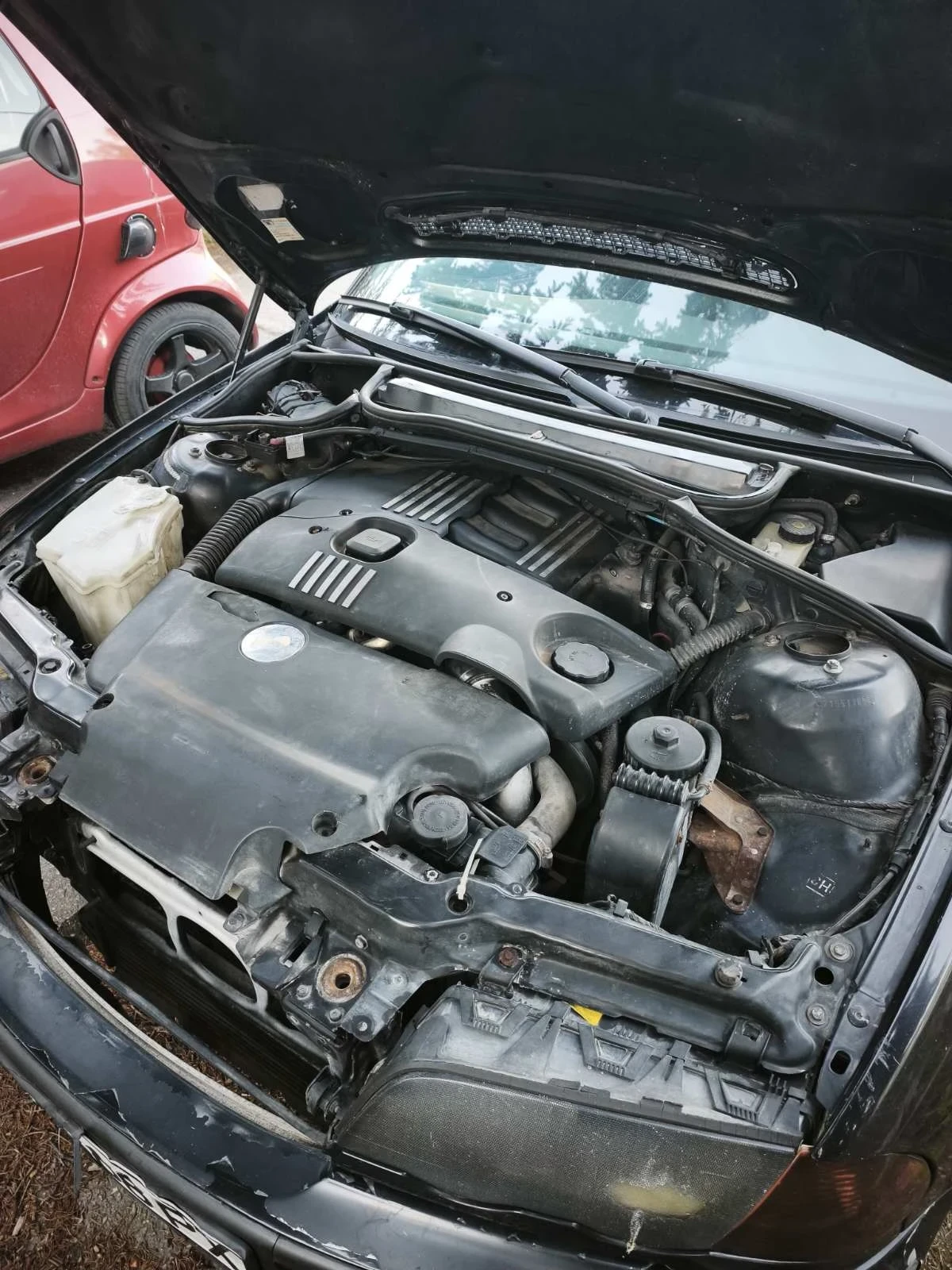 BMW 320, снимка 2 - Автомобили и джипове - 54775445
