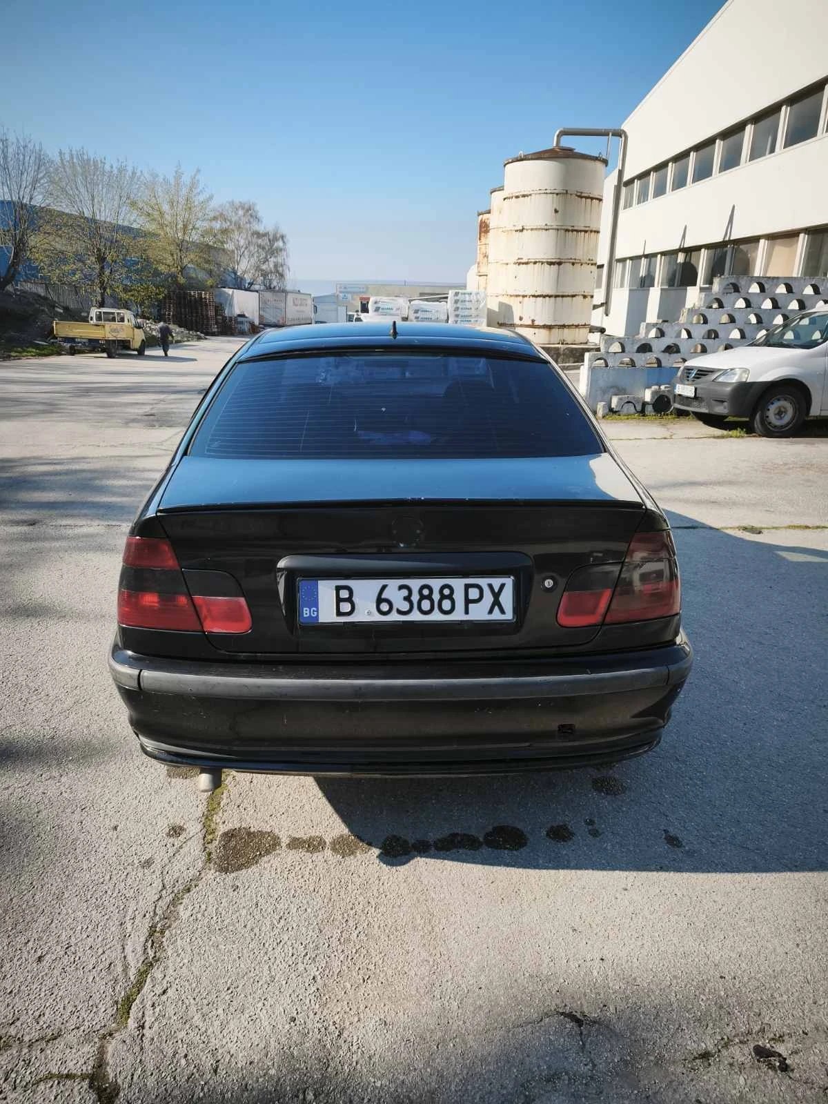 BMW 320, снимка 8 - Автомобили и джипове - 54118847