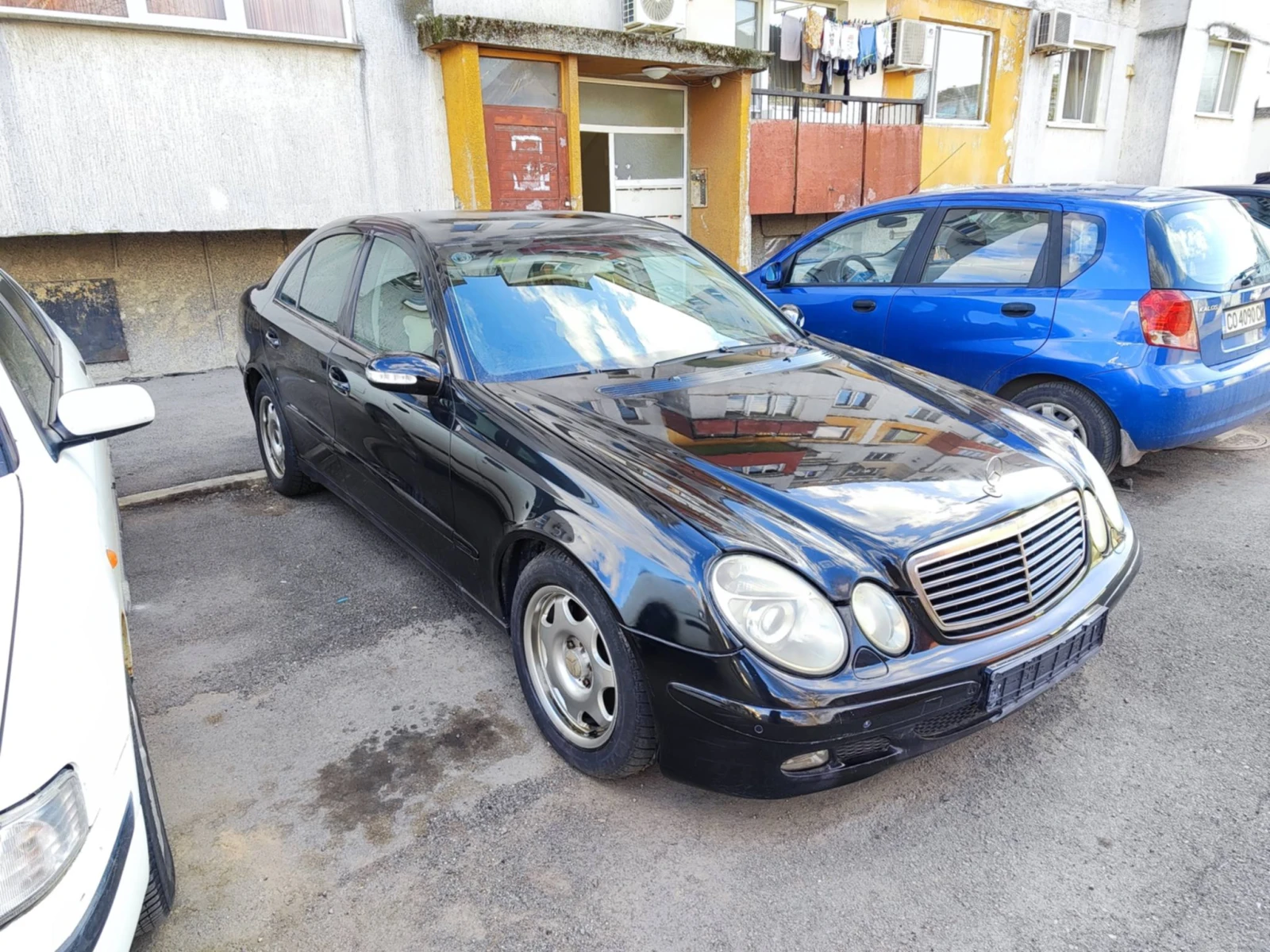 Mercedes-Benz E 220 CDI Classic, снимка 2 - Автомобили и джипове - 54207815