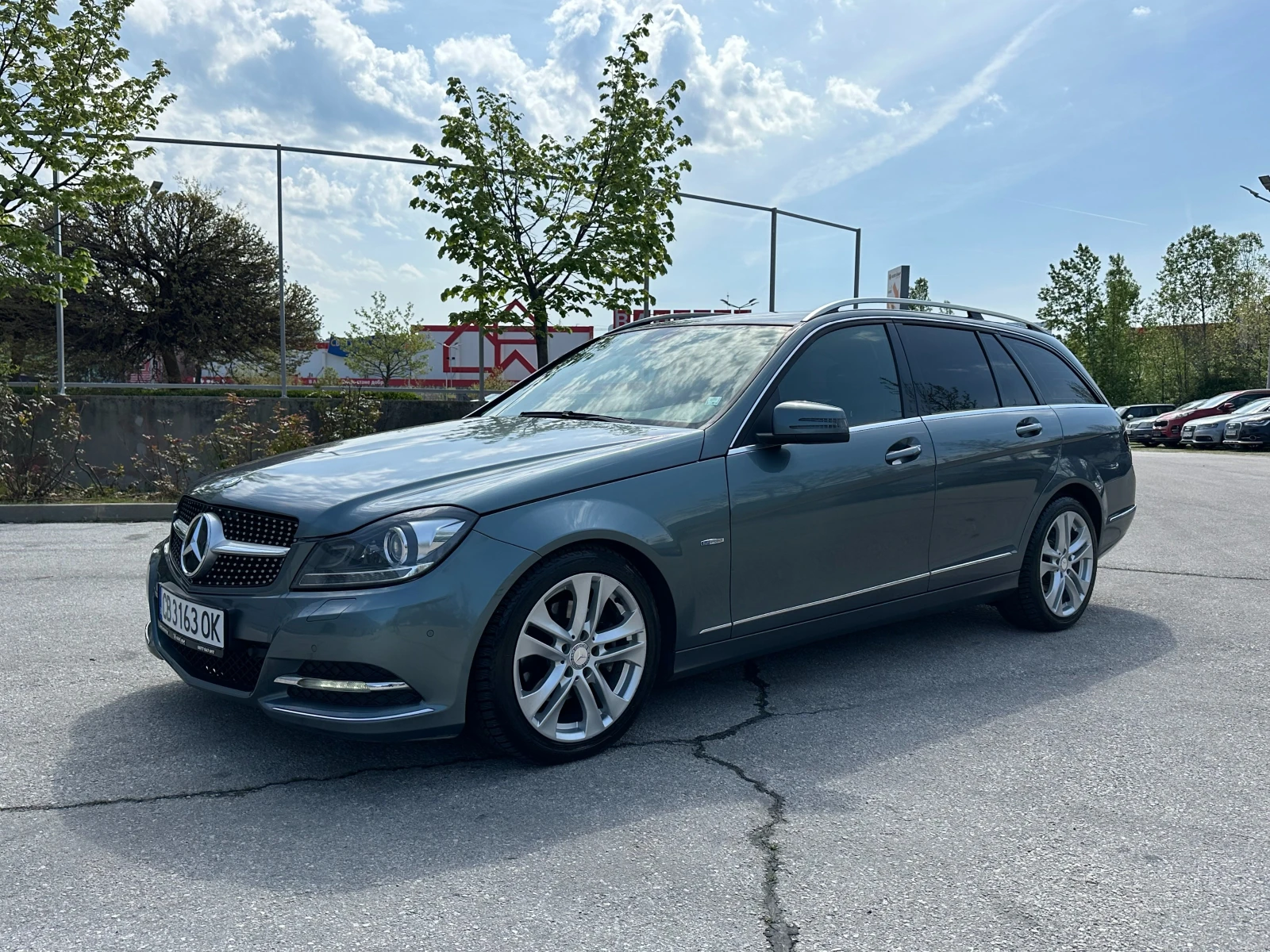 Mercedes-Benz C 250 4Matic, снимка 3 - Автомобили и джипове - 54364102