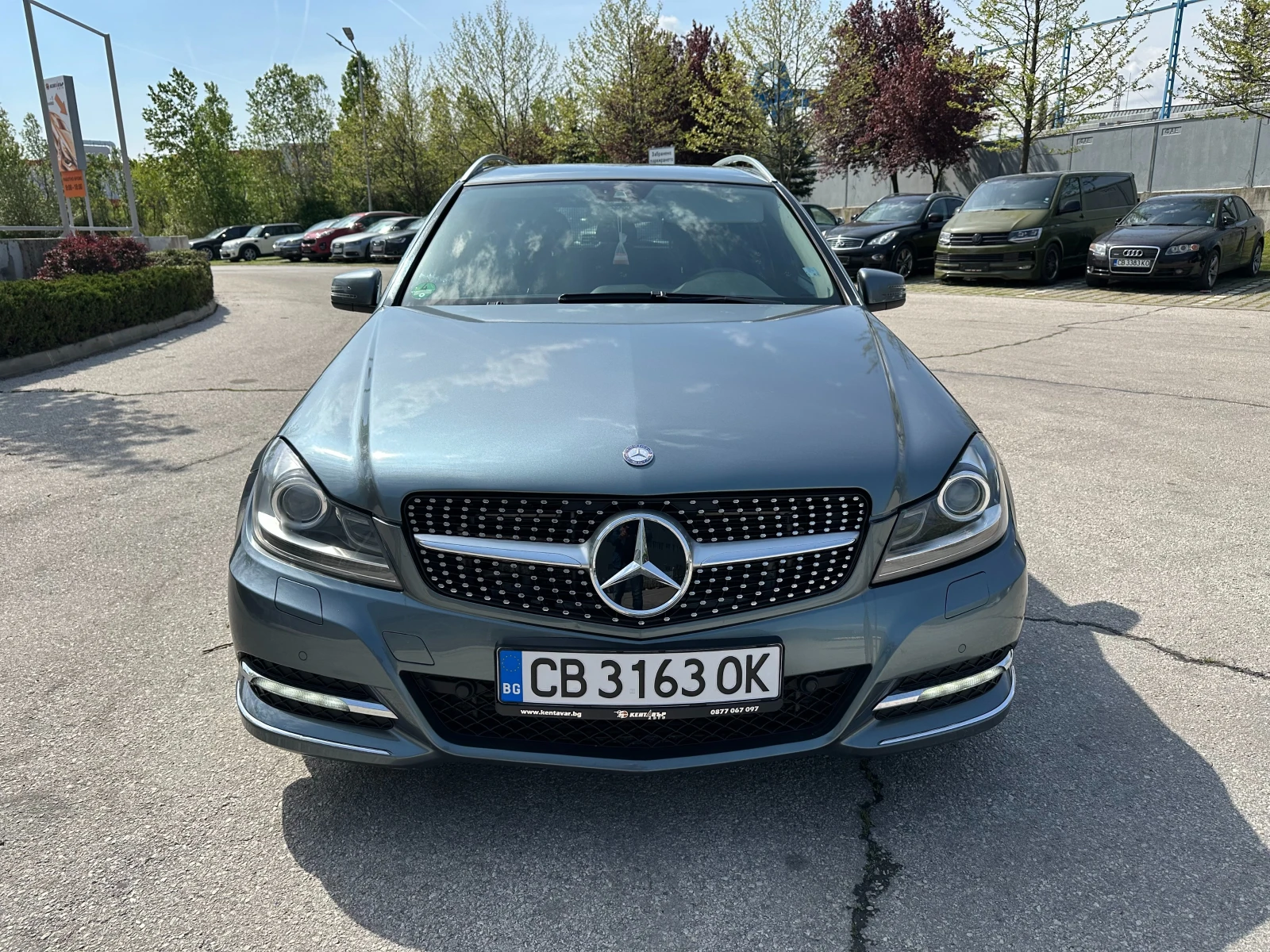 Mercedes-Benz C 250 4Matic, снимка 8 - Автомобили и джипове - 54364102
