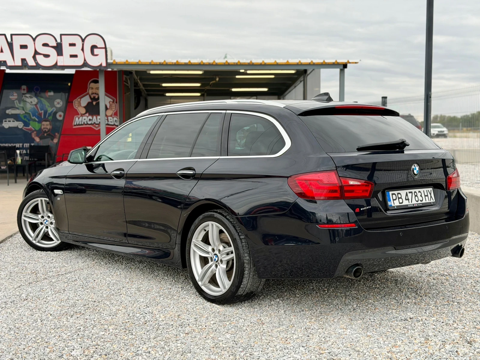 BMW 535 xDrive / Head - up / M - Пакет, снимка 4 - Автомобили и джипове - 54369107
