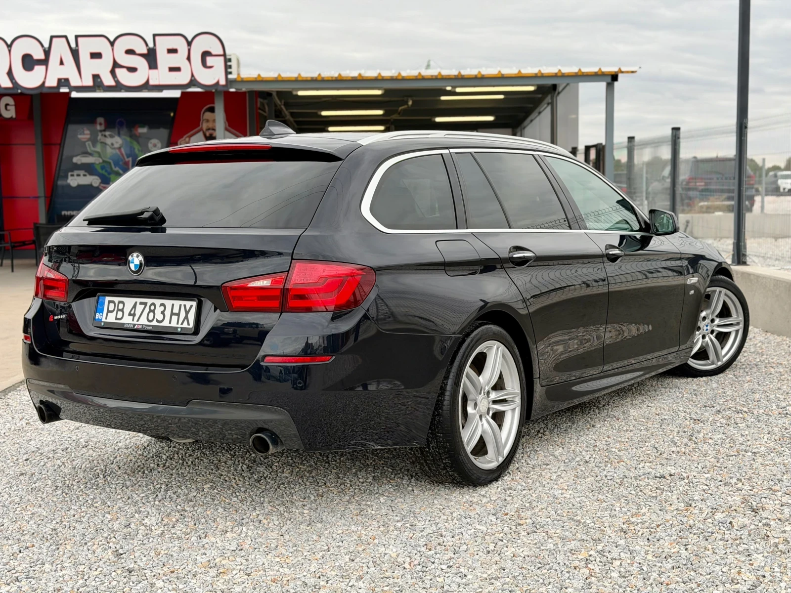 BMW 535 xDrive / Head - up / M - Пакет, снимка 6 - Автомобили и джипове - 54369107