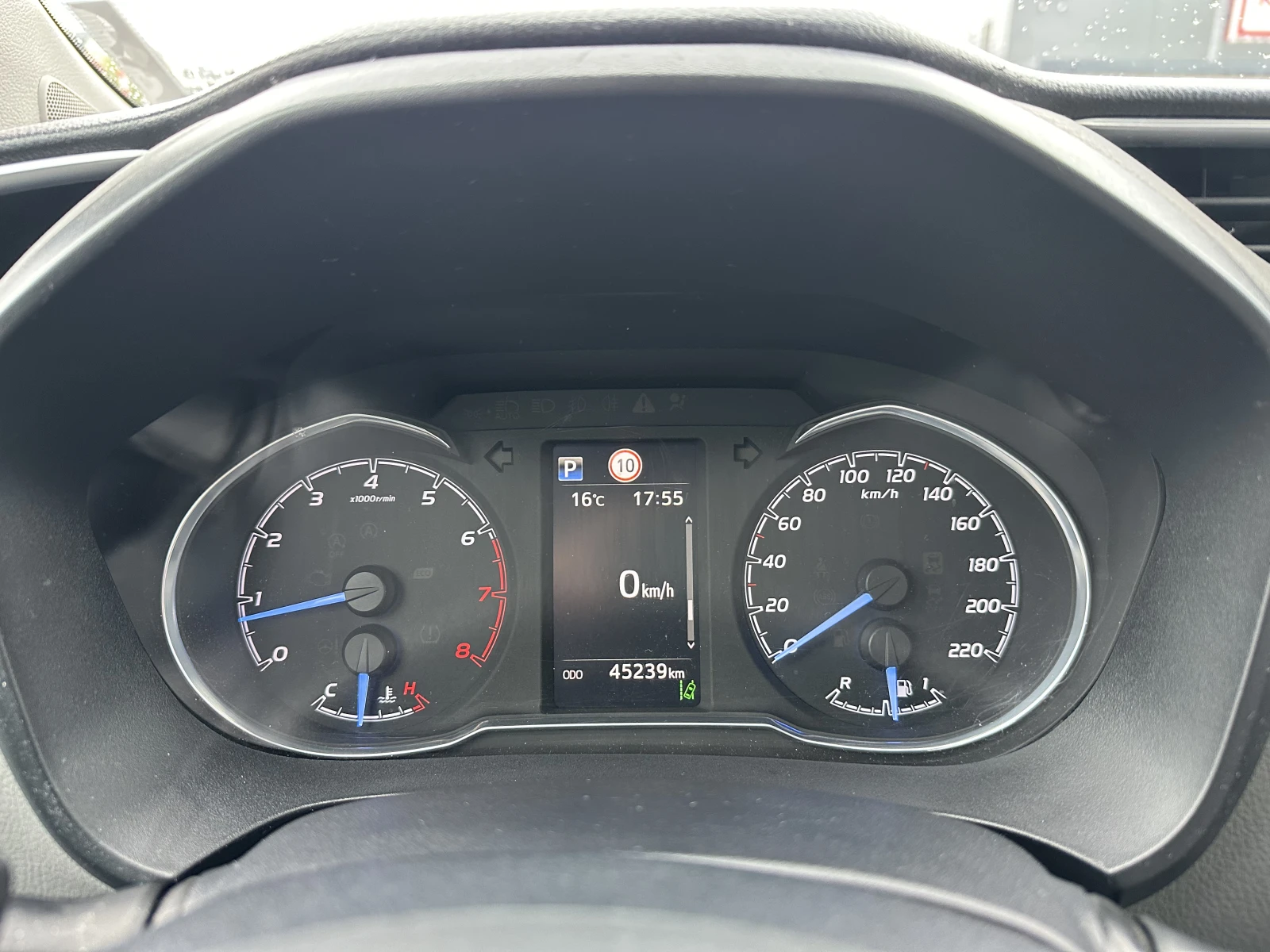 Toyota Yaris, снимка 8 - Автомобили и джипове - 54575389