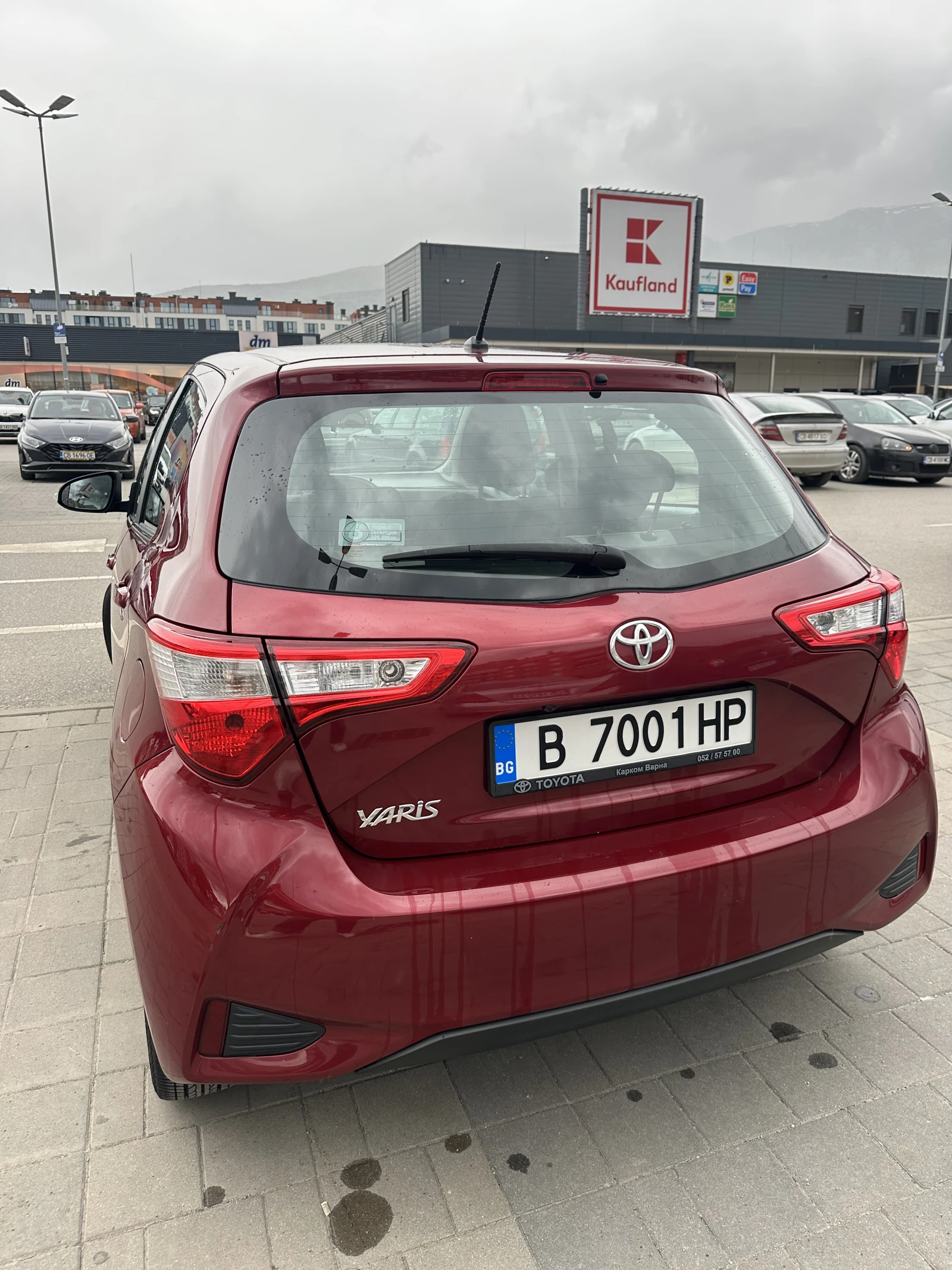 Toyota Yaris, снимка 4 - Автомобили и джипове - 54575389