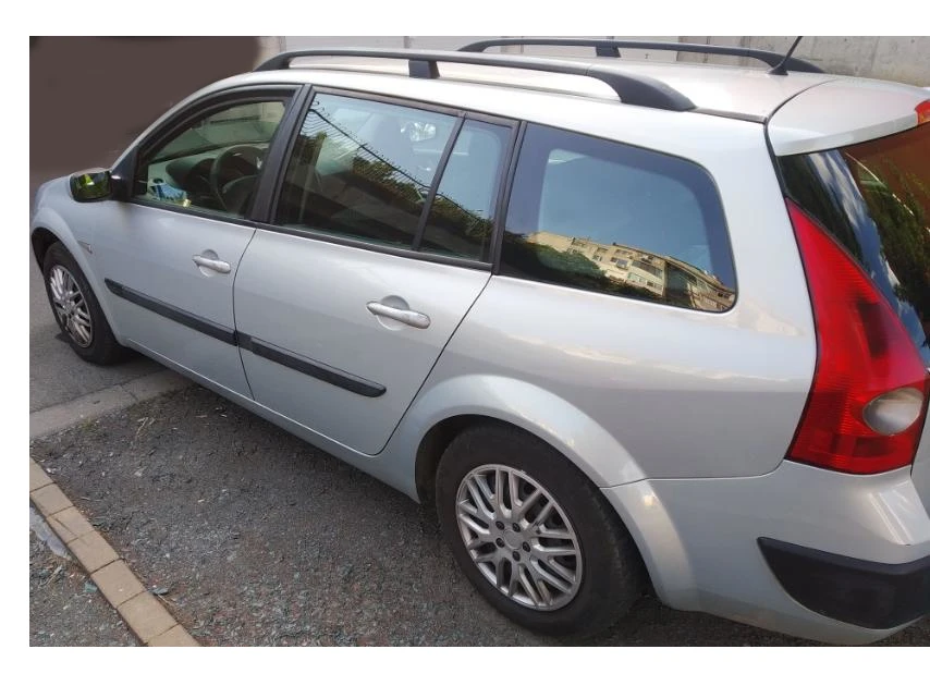 Renault Megane Grandtur 2, снимка 3 - Автомобили и джипове - 54612761