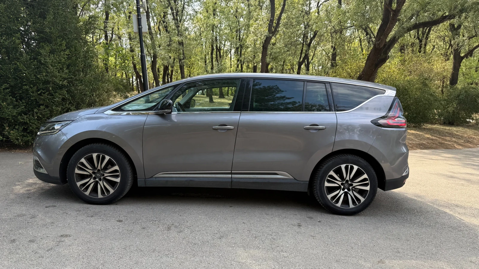 Renault Espace INITIALE PARIS, снимка 4 - Автомобили и джипове - 54894941