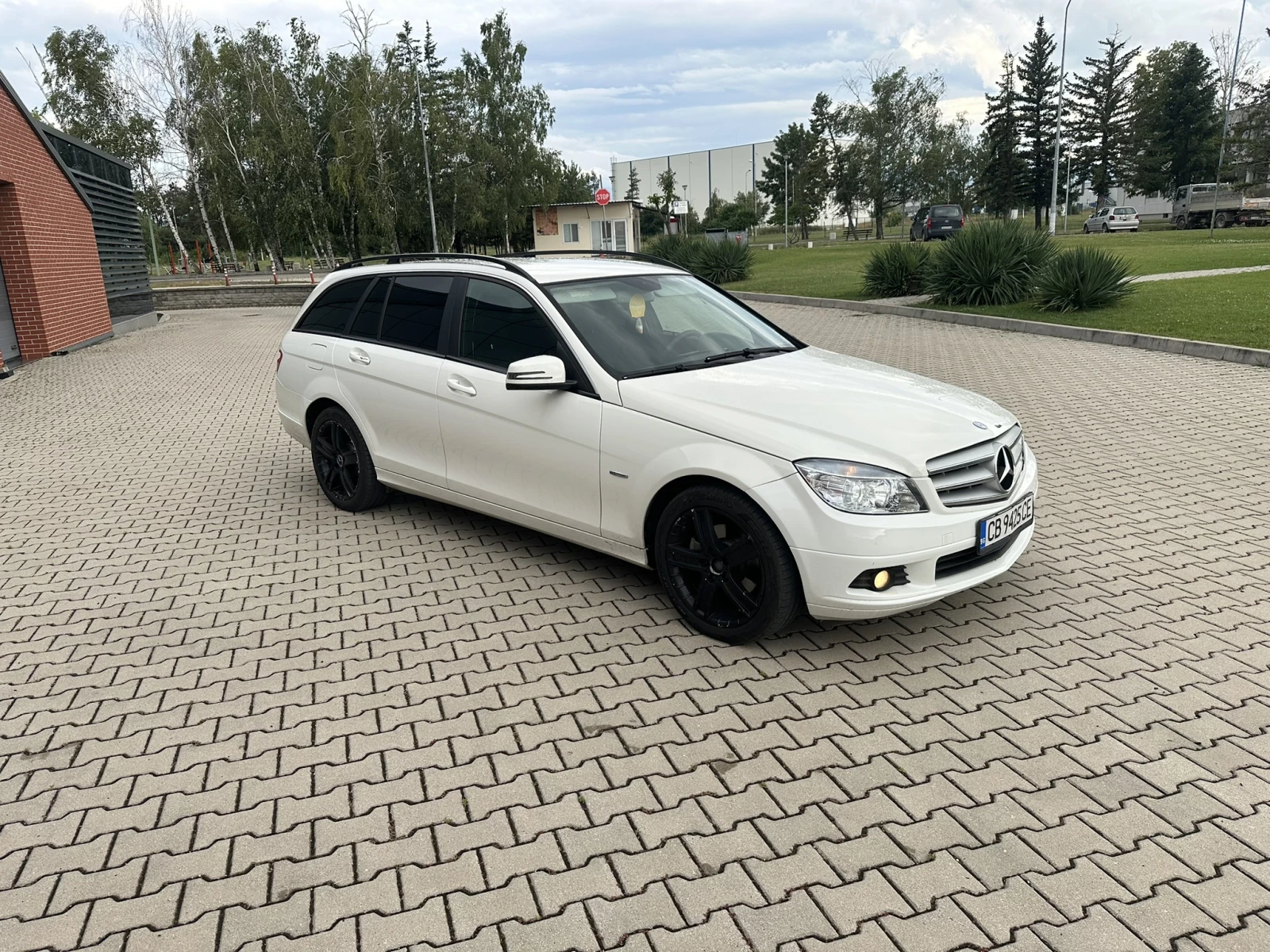 Mercedes-Benz C 220  2.2CDI Автомат