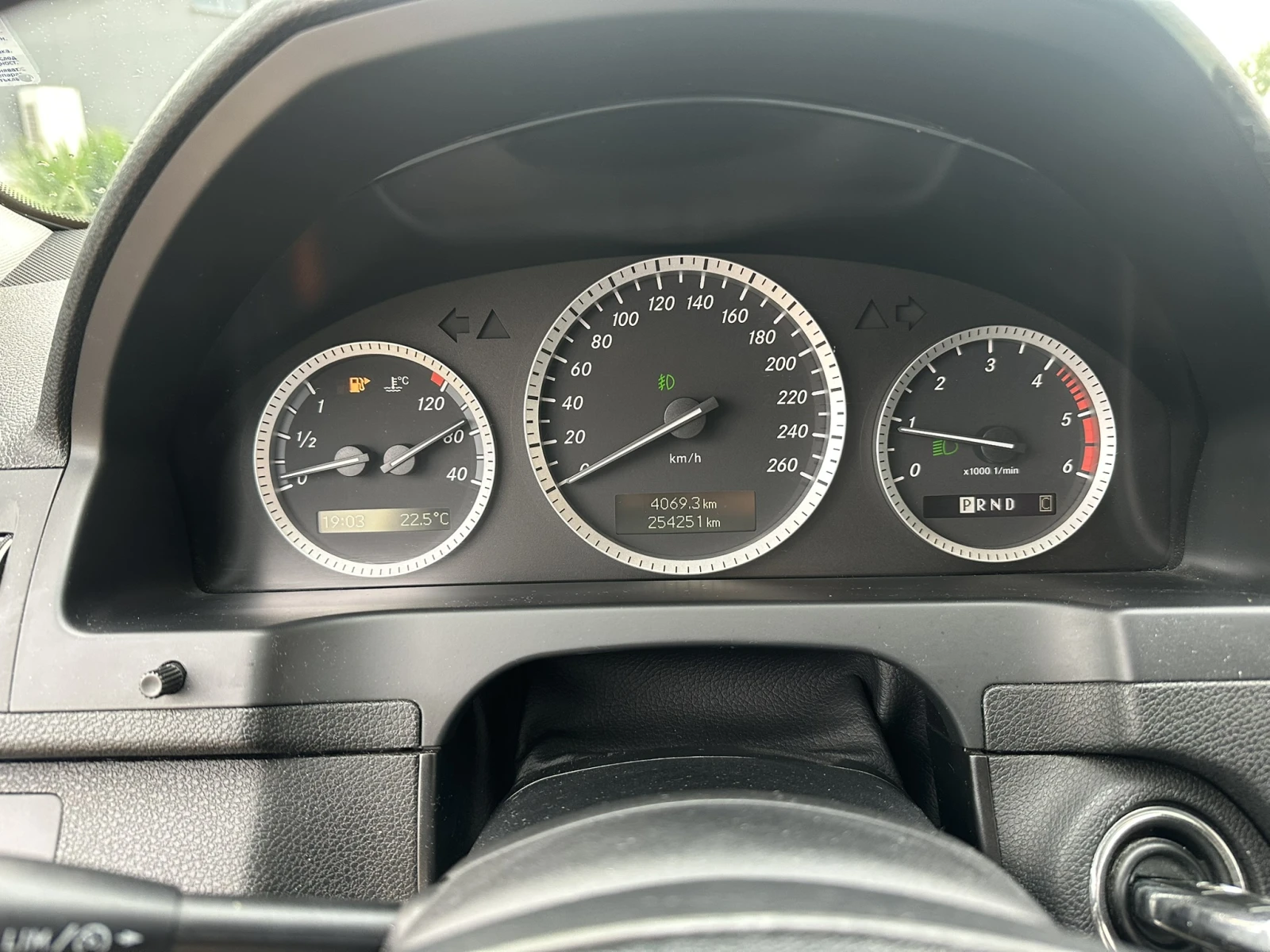 Mercedes-Benz C 220  2.2CDI Автомат, снимка 9 - Автомобили и джипове - 55256656