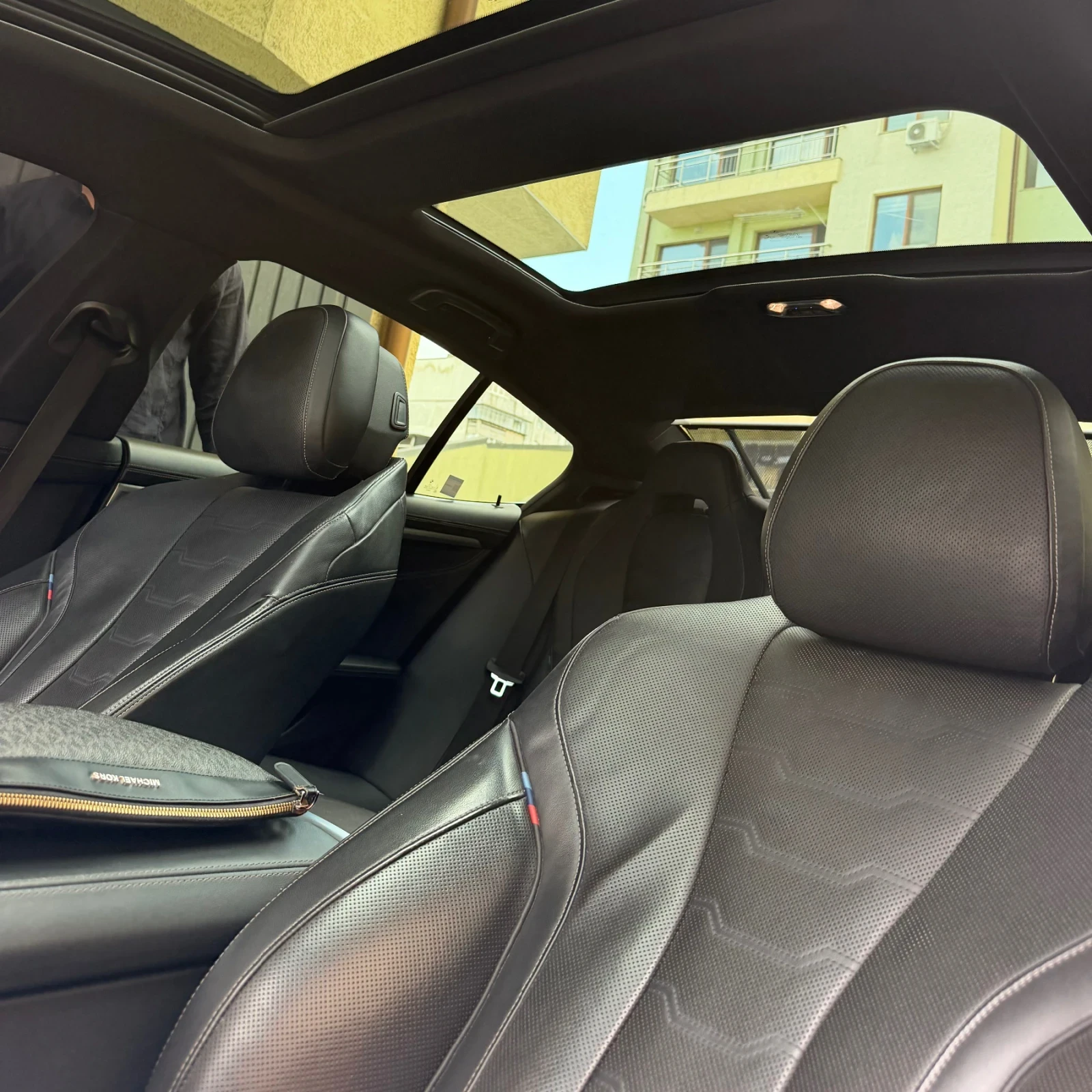 BMW 850 M850I FULL, снимка 10 - Автомобили и джипове - 55329644