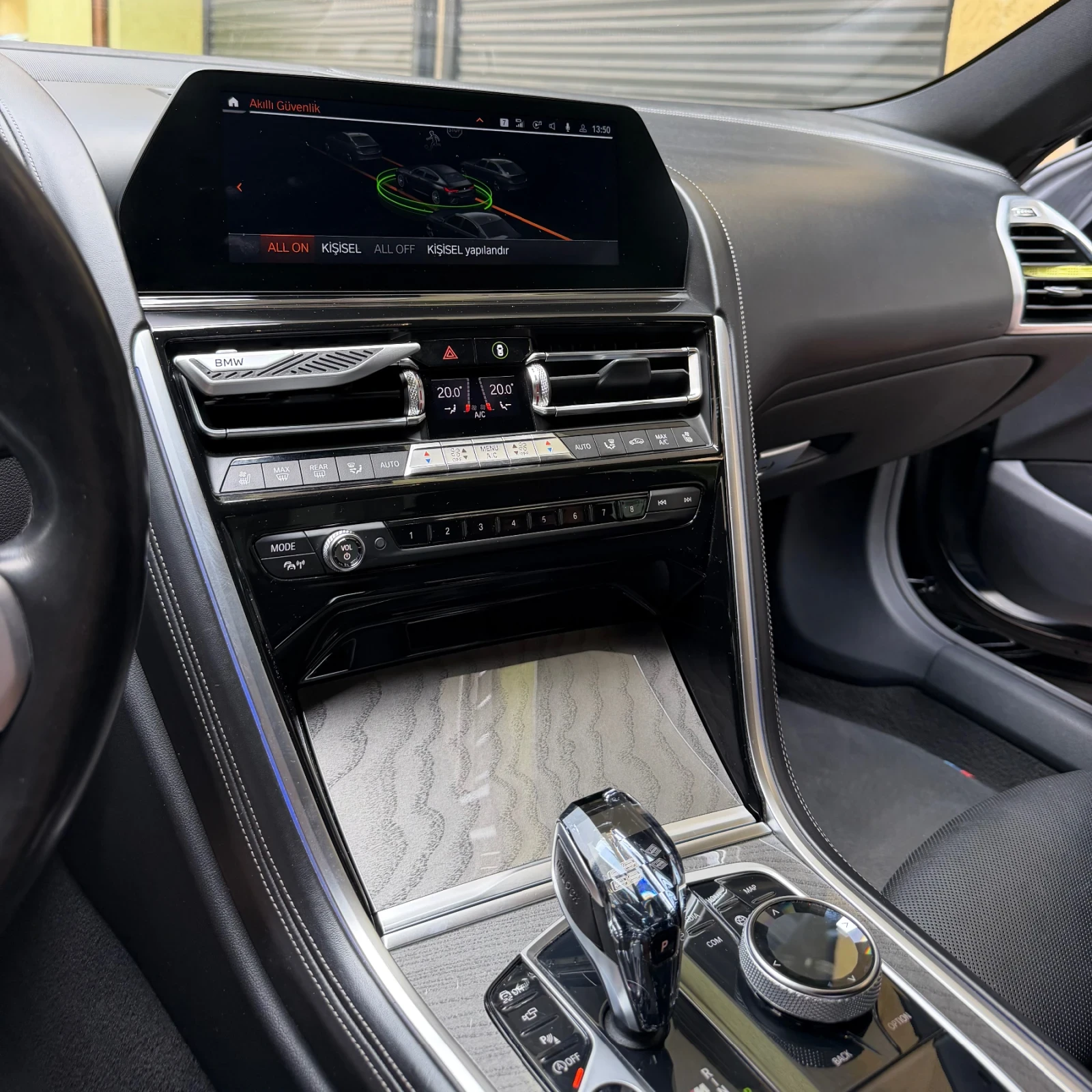BMW 850 M850I FULL, снимка 11 - Автомобили и джипове - 55329644