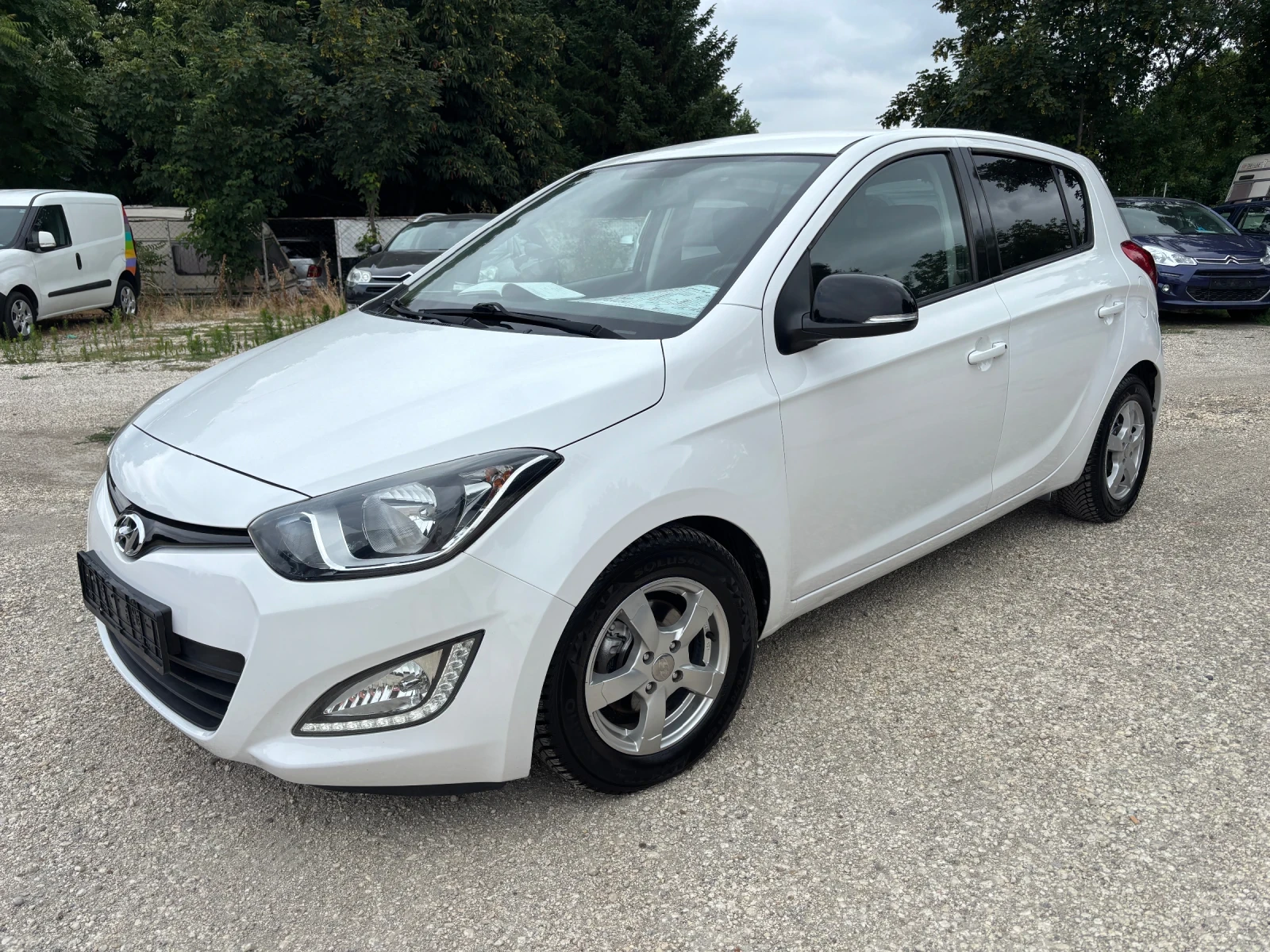 Hyundai I20 2015+ ФЕЙС+ ЛЕД+ С.ИСТОРИЯ+ КАТО НОВ