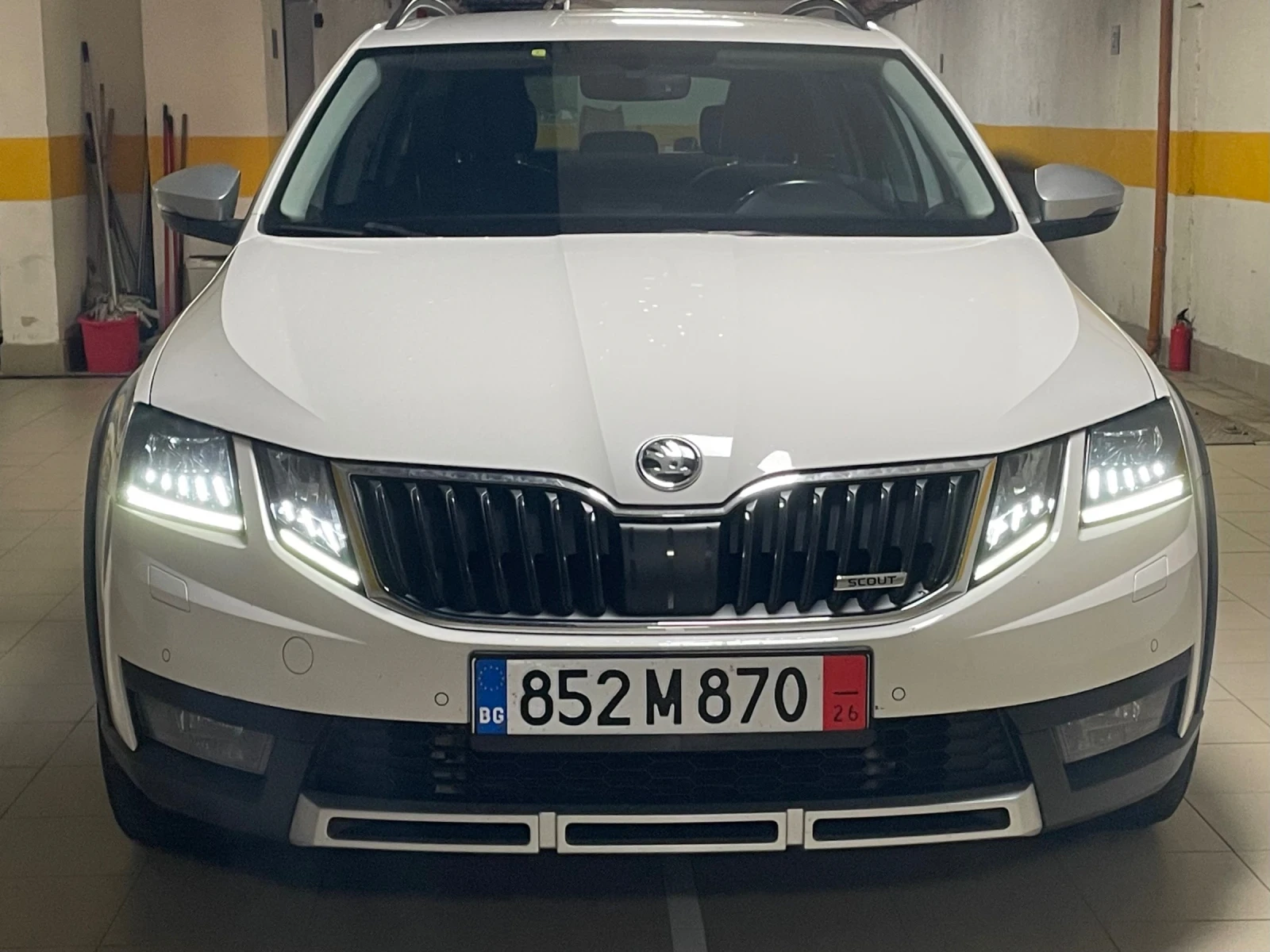 Skoda Octavia 2.0TDI 4x4 Automatic , снимка 6 - Автомобили и джипове - 55378274
