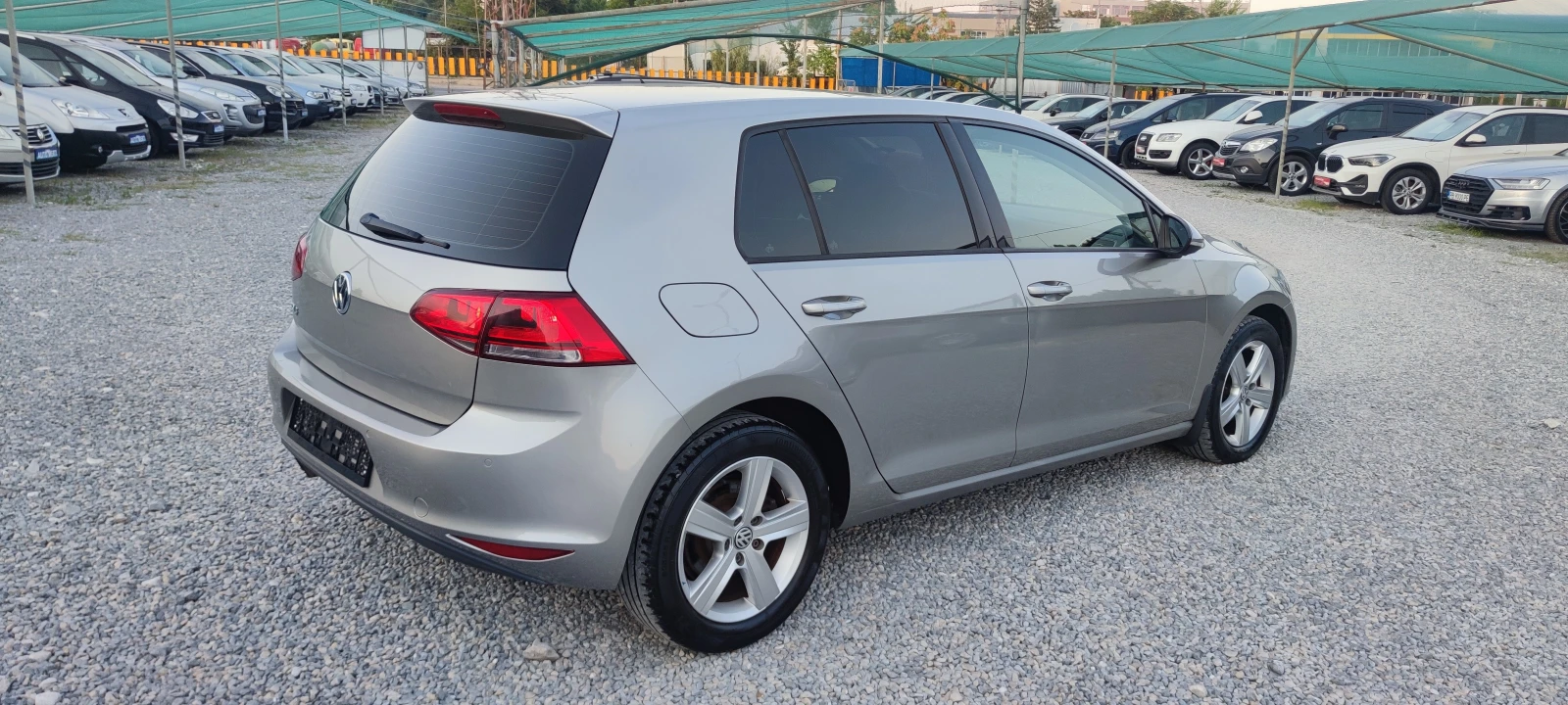 VW Golf 1.6TDI 4MOTION , снимка 4 - Автомобили и джипове - 55602801