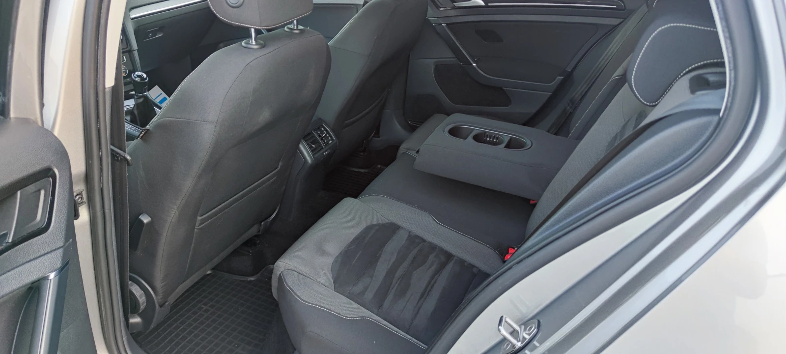 VW Golf 1.6TDI 4MOTION , снимка 15 - Автомобили и джипове - 55602801