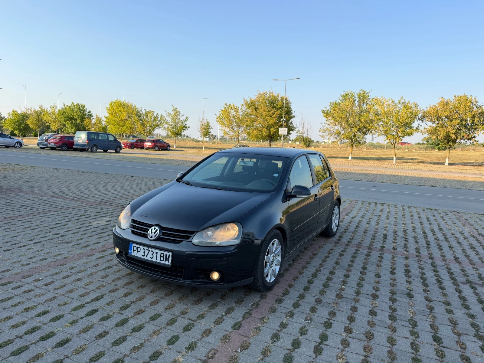 VW Golf 2.0 140 КОНЯ, снимка 3 - Автомобили и джипове - 55771508