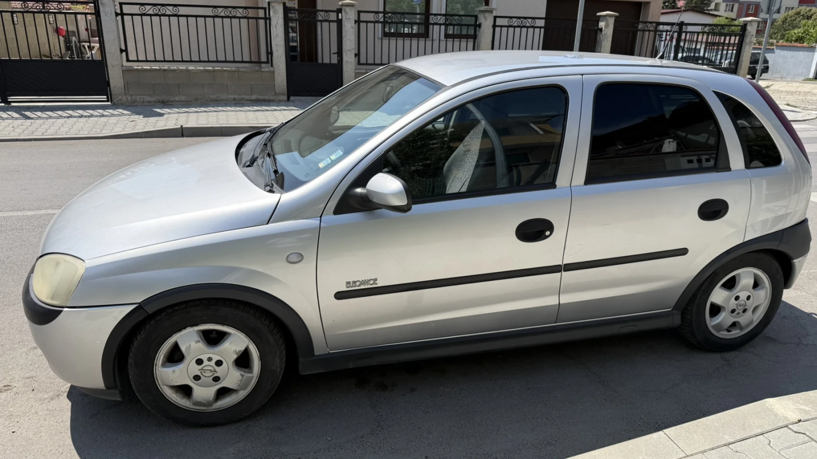 Opel Corsa, снимка 3 - Автомобили и джипове - 55801528