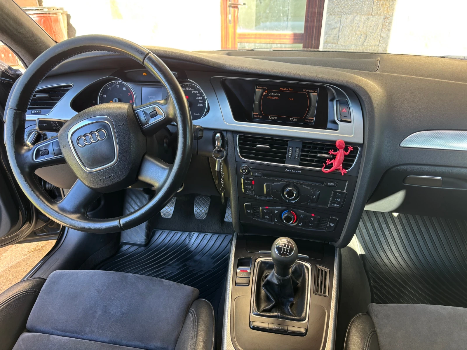 Audi A4, снимка 3 - Автомобили и джипове - 55963809