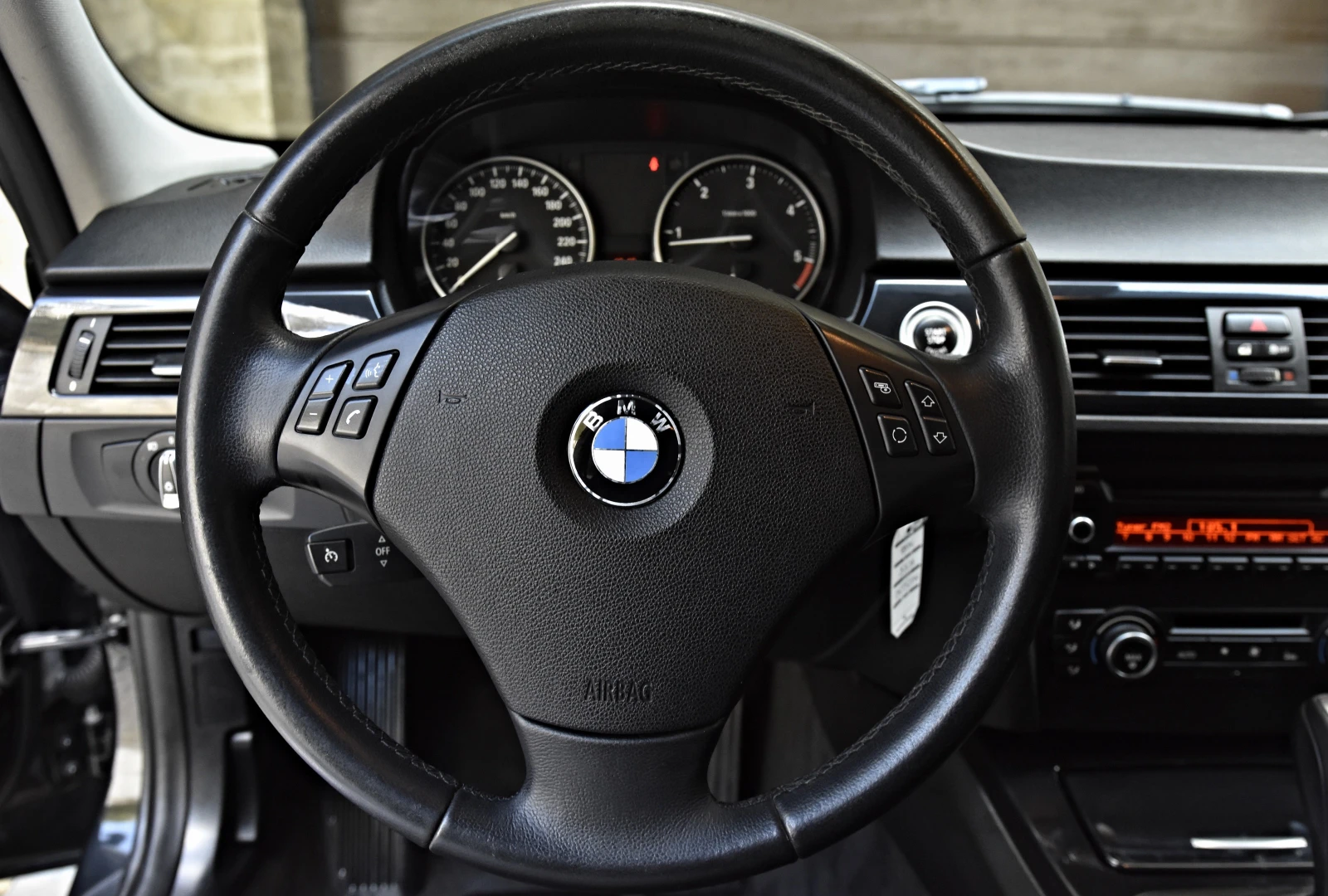 BMW 320 M-пакет 184cv!!!!, снимка 13 - Автомобили и джипове - 56243366