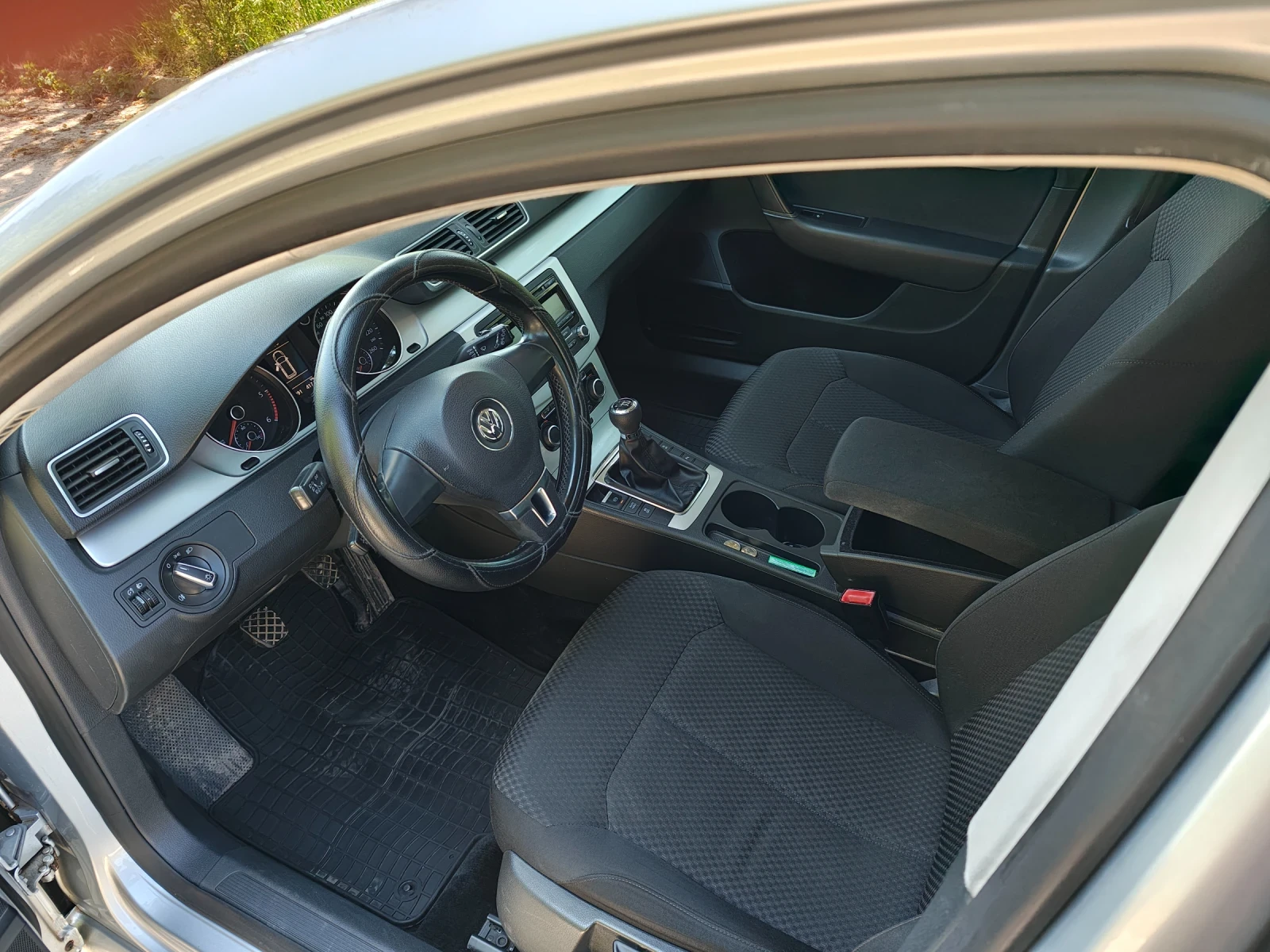 VW Passat, снимка 8 - Автомобили и джипове - 56352819
