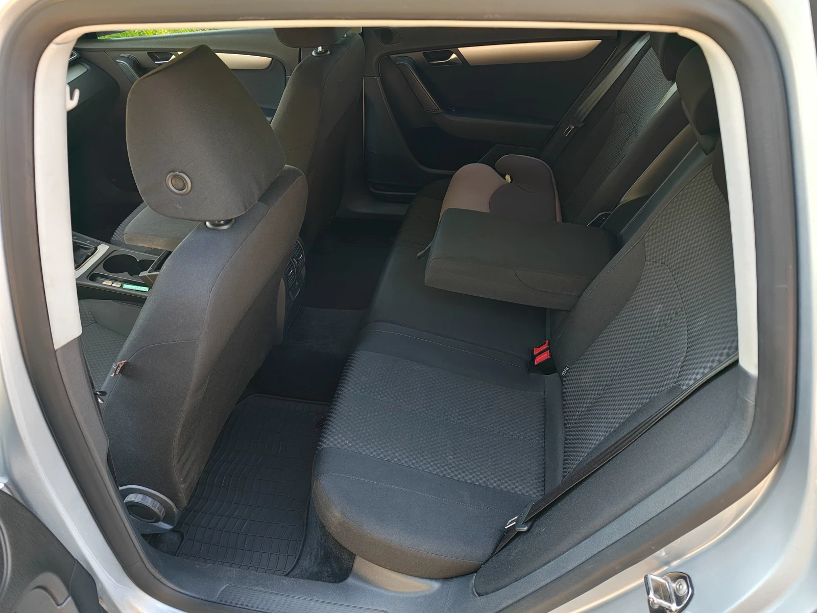 VW Passat, снимка 9 - Автомобили и джипове - 56352819