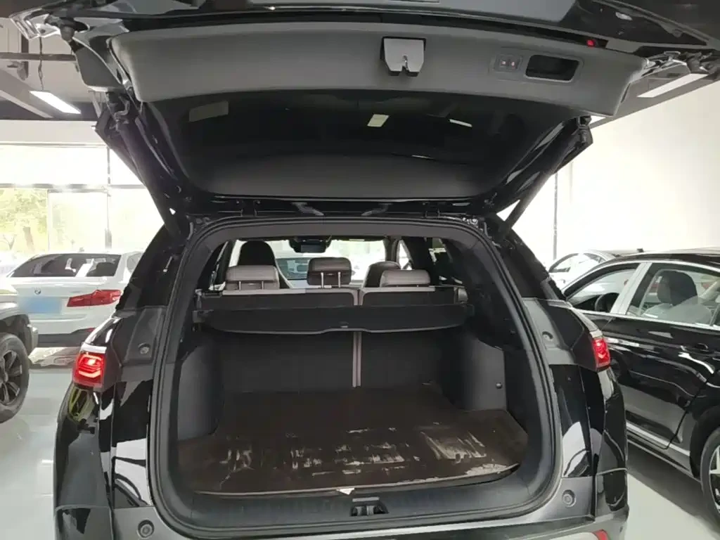 BYD Sealion 7 Frigate 07 2023 DM-i 205KM Flagship | Mobile.bg � ����������� 17
