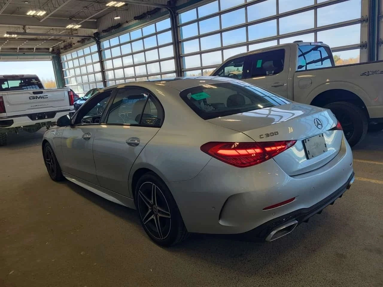 Mercedes-Benz C 300 | Mobile.bg � ����������� 4