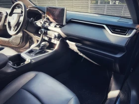 Toyota Rav4 XLE Premium AWD, Distronic, Кожа, JBL Audio, LED, снимка 7