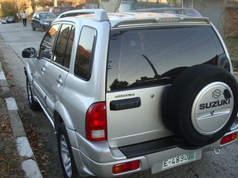 Suzuki Grand vitara 2.0 Гърция, снимка 4 - Автомобили и джипове - 47854526