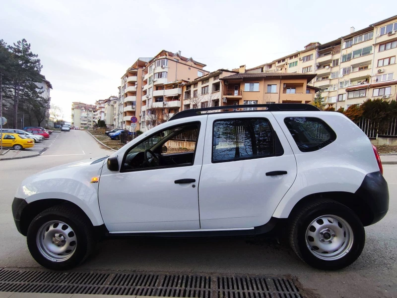 Dacia Duster 1.6-4* 4 swiss, снимка 13 - Автомобили и джипове - 48188469